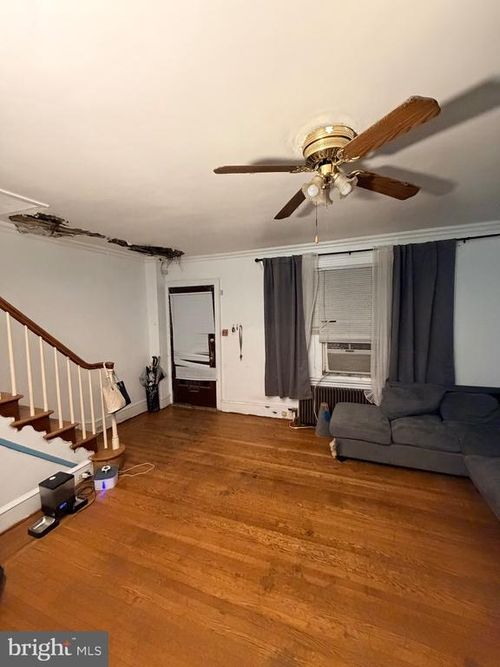 634 Marlyn Rd, PHILADELPHIA, PA, 19151-3841 | Card Image