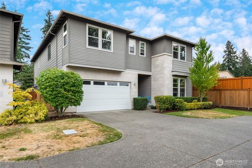 20025 6th Dr Se, Bothell, WA, 98012-7683 | Card Image