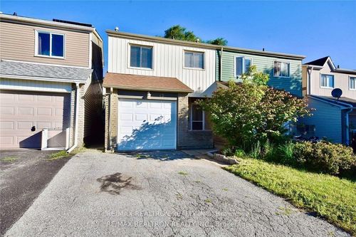 12 Robin Crt, Barrie, ON, L4M5M1 | Card Image