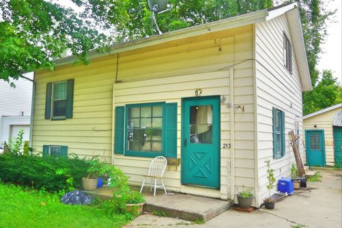 213 Linwood Ave, Ottawa, IL, 61350-1427 | Card Image