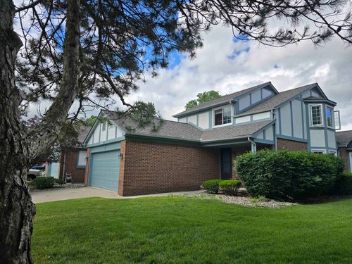 45603 Bristol Bay Drive, Macomb Township, MI, 48044 | Card Image