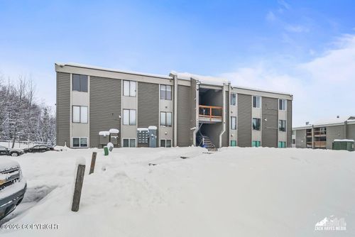 apt-f24-4650 Reka Dr, Anchorage, AK, 99508-3651 | Card Image