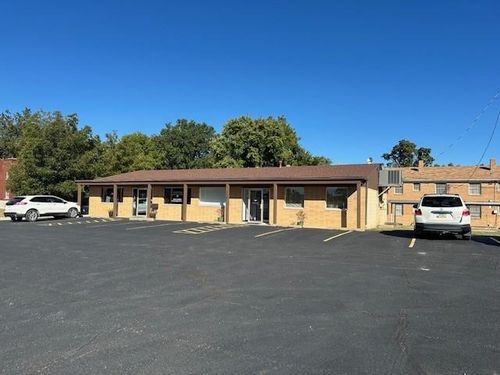 118 W Locust St, Independence, KS, 67301-3048 | Card Image