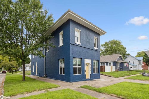 918 Locust St, Burlington, IA, 52601-5917 | Card Image