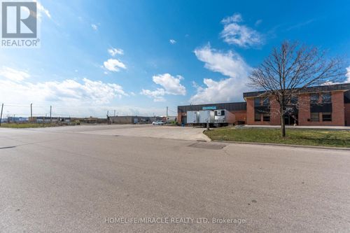 2375 Lucknow Dr, Mississauga, ON, L5S1H9 | Card Image