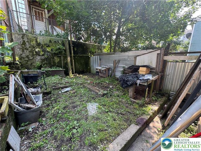 226 E Snyder Ave, Townhouse with 2 bedrooms, 1 bathrooms and null parking in Lansford PA | Image 26