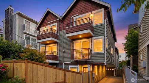 a-1022 Taylor Ave N, Seattle, WA, 98109-3828 | Card Image