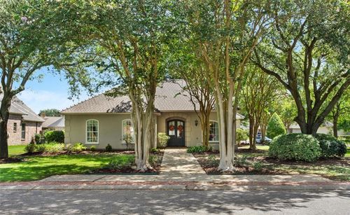 6348 Beau Douglas Ave, Gonzales, LA, 70737-8517 | Card Image