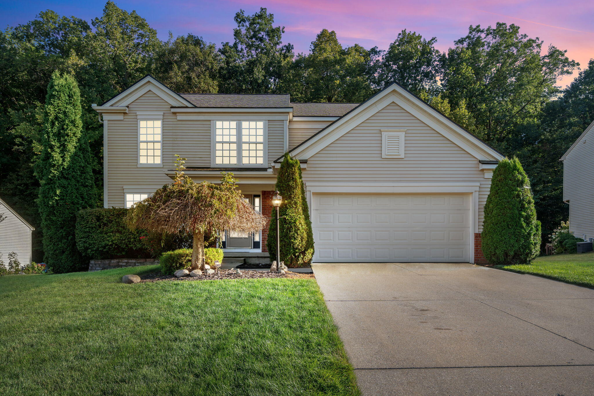Glenn Canyon Dr, Caledonia, MI 49316