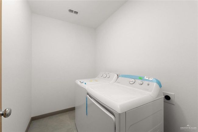 Laundry Room | Image 9