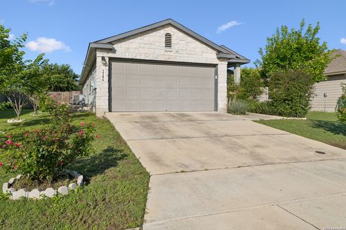 2286 Clover Rdg, New Braunfels, TX, 78130-2049 | Card Image