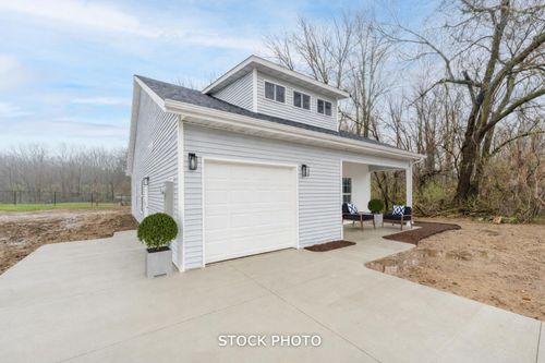 719 Victoria Ln, Cassopolis, MI, 49031 | Card Image