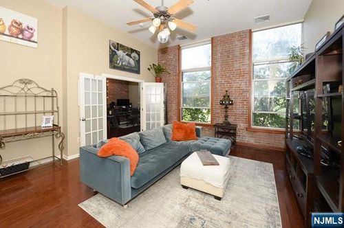 260 Main St, Little Falls, NJ, 07424-1370 | Card Image