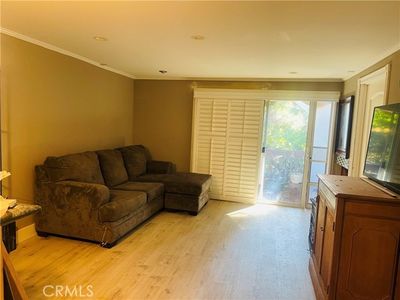 40 - Farralone Avenue, Condo with 1 bedrooms, 1 bathrooms and null parking in Canoga Park CA | Image 2