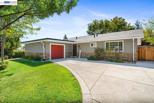 1280 Tulip Way, Livermore, CA, 94551 | Card Image