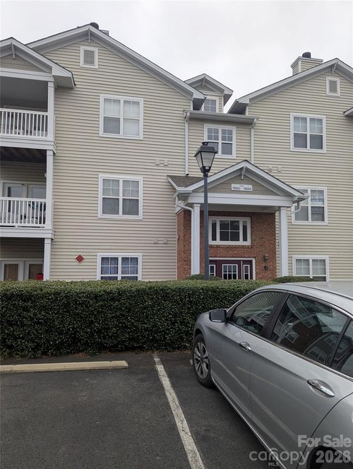 10670-10670 Hill Point Ct, Charlotte, NC, 28262-2656 | Card Image