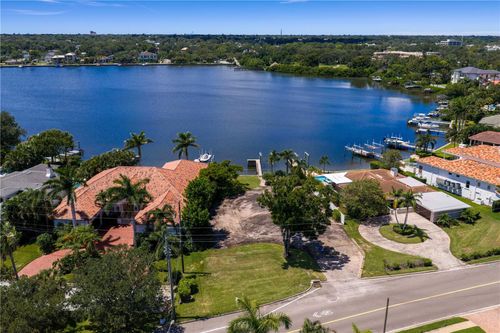 1344 Monterey Blvd Ne, ST PETERSBURG, FL, 33704-2316 | Card Image