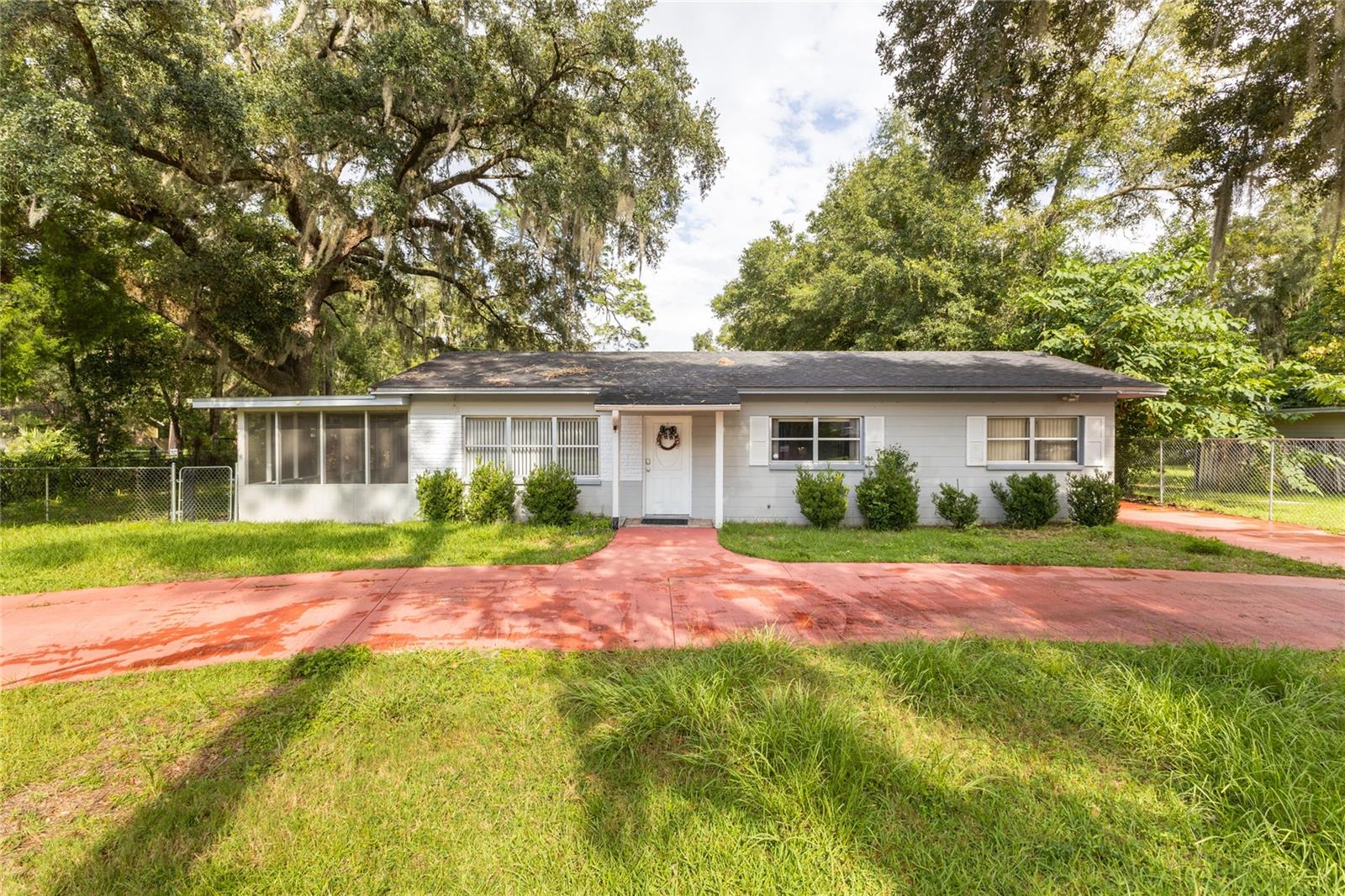 17th Ter, Gainesville, FL 32605