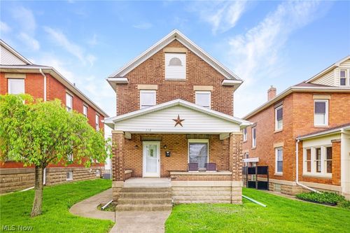 110 E Iron Ave, Dover, OH, 44622-2204 | Card Image