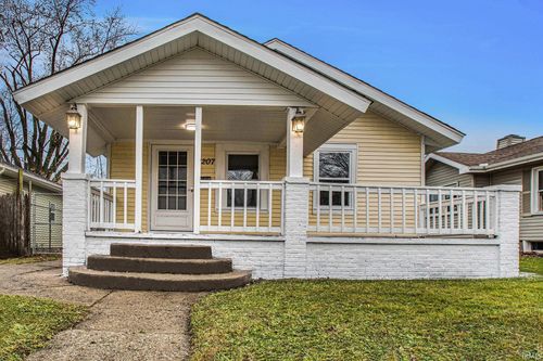 1207 N Olive St, South Bend, IN, 46628-2937 | Card Image