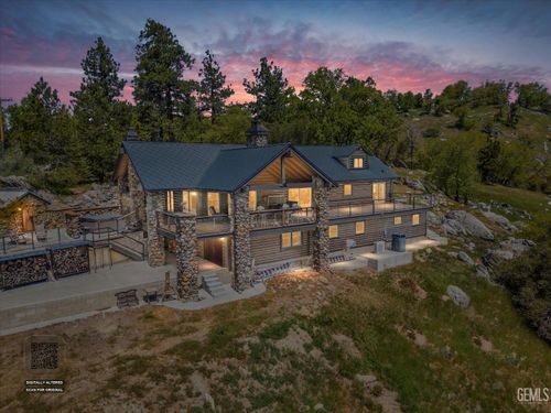 27241 Deertrail Drive, Tehachapi, CA, 93561 | Card Image