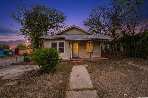 3007 Buena Vista St, San Antonio, TX, 78207-4009 | Card Image