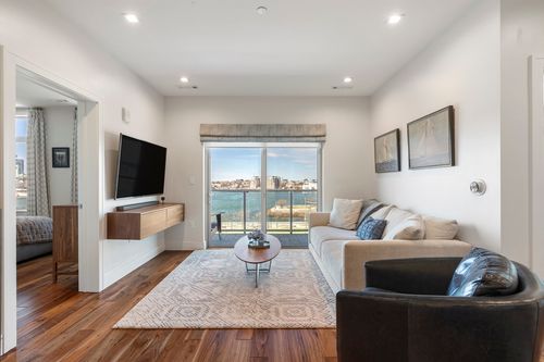 ph621-99 Sumner St, Boston, MA, 02128 | Card Image