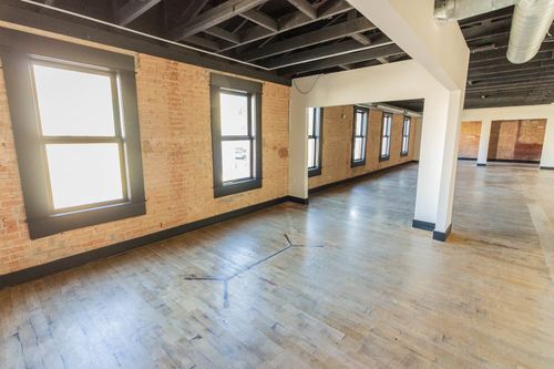 213 W Mulberry St, Kaufman, TX, 75142-1940 | Card Image