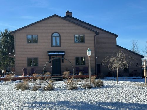 2 Sky View Ln, Valatie, NY, 12184-9404 | Card Image