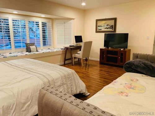 2-4435 Summer Dr, Oceanside, CA, 92056 | Card Image