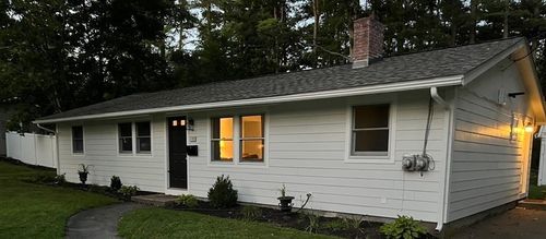 132 Woodsbury Rd, Rockland, MA, 02370-1367 | Card Image