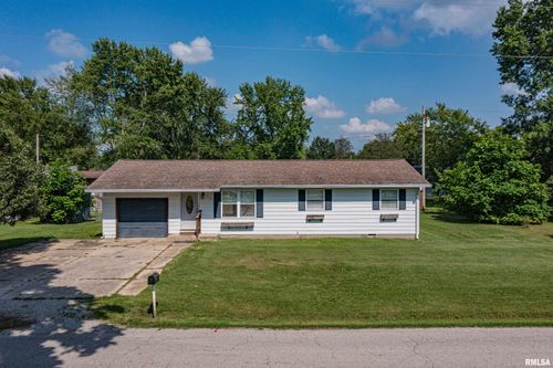 518 Roddy Rd, Salem, IL, 62881-3941 | Card Image