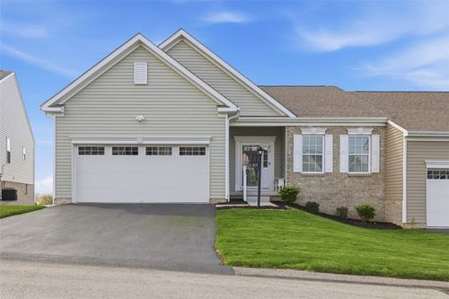 813 Curtman Ct, Plum Boro, PA, 15068 | Card Image