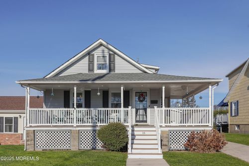 16 Smock St, Neptune City, NJ, 07753-6743 | Card Image