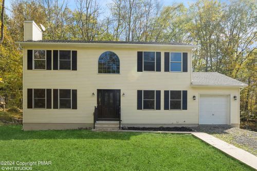 6197 Decker Road, Bushkill, PA, 18324 | Card Image