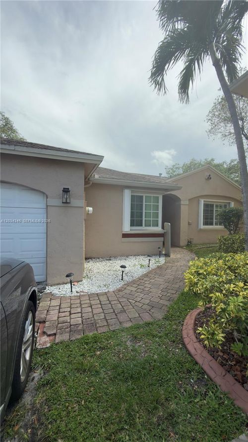 11727 Nw 12th St, Pembroke Pines, FL, 33026-4344 | Card Image
