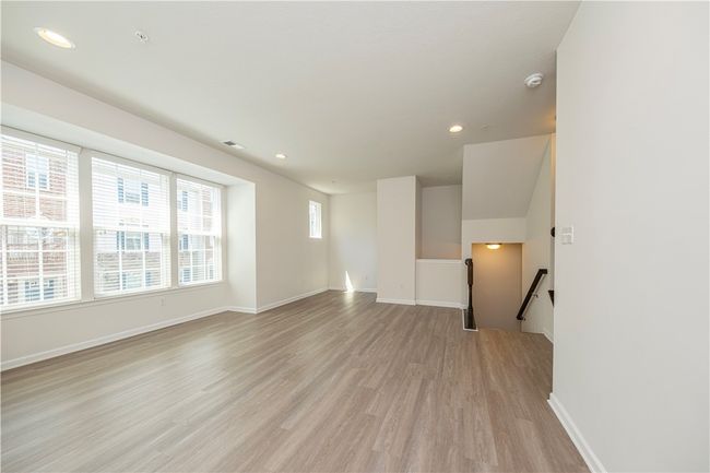 2801 Pointe View Dr, Townhouse with 3 bedrooms, 3 bathrooms and 2 parking in Mars PA | Image 6