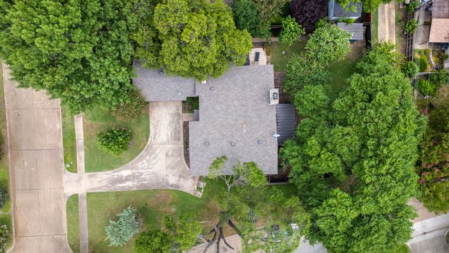 12208 Treeview Ln, House other with 4 bedrooms, 2 bathrooms and null parking in Farmers Branch TX | Image 23