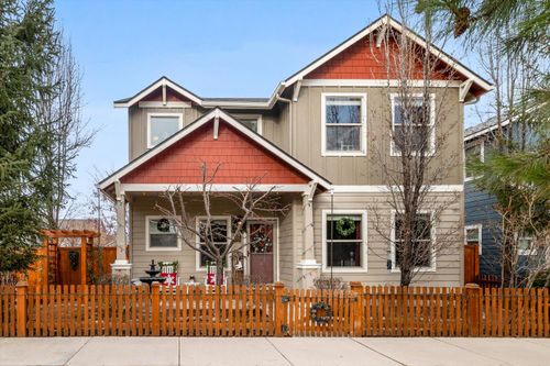 21281 Bellflower Pl, Bend, OR, 97702-3602 | Card Image