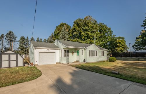 69052 Hazel Street Street, Sturgis Township, MI, 49091 | Card Image