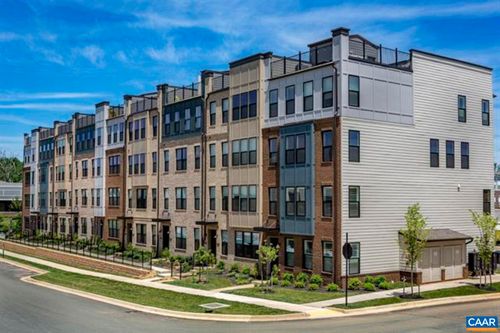b-828 Wesley Ln, CHARLOTTESVILLE, VA, 22911-8315 | Card Image