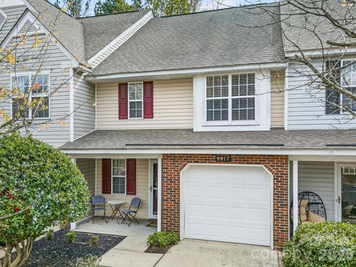 9977 Reindeer Way Ln, Charlotte, NC, 28216-0709 | Card Image