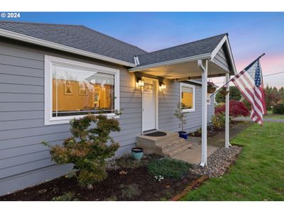 28795 Se Eagle Creek Rd, House other with 2 bedrooms, 1 bathrooms and 2 parking in Estacada OR | Image 2