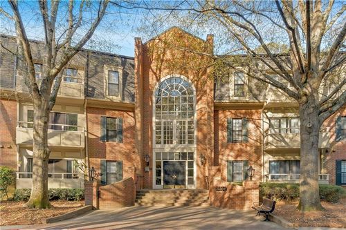 109-25109 Plantation Dr Ne, Atlanta, GA, 30324-2945 | Card Image