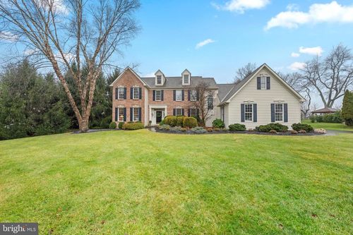 827 Kenmara Dr, WEST CHESTER, PA, 19380-2020 | Card Image