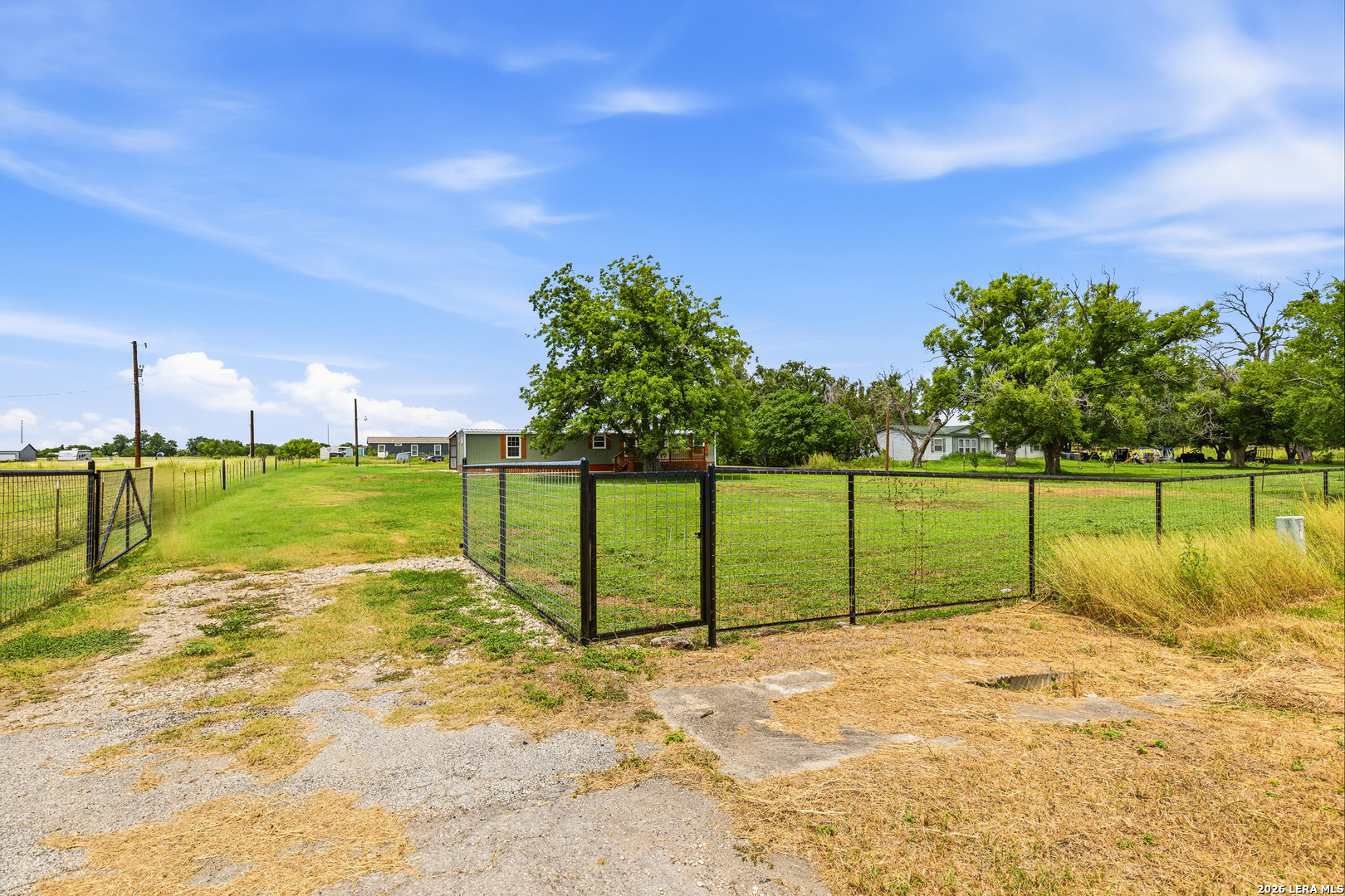 Residential Lease in Lytle 4