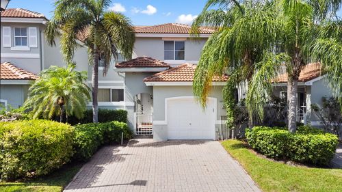 931 Lemonwood Ct, Hollywood, FL, 33019-4872 | Card Image