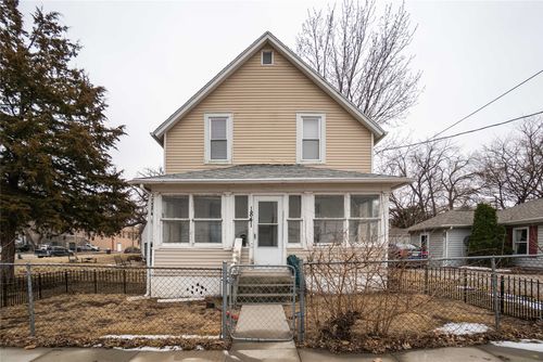1841 Des Moines St, Des Moines, IA, 50316-3743 | Card Image