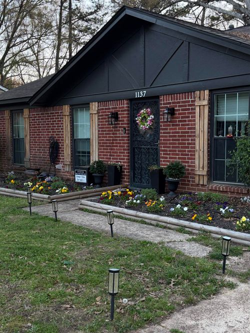 1137 Greenview Rd, Collierville, TN, 38017-6884 | Card Image