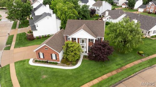 16368 Cherry Orchard Dr, Grover, MO, 63040-1655 | Card Image